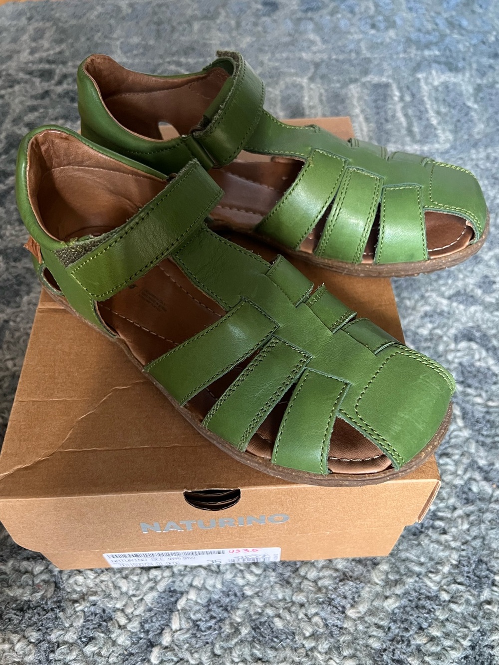 Naturino Olive Green Leather Closed-Toe Fisherman Sandals for Kids